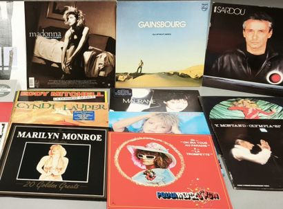 Lot of about 30 LPs from the 80s
including...