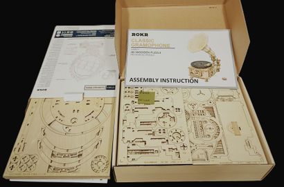 Packs of 3 wooden 3D models
GRAMOPHONE -...