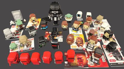 LEGO : STAR WARS
 - Set of 15 figures
H from...