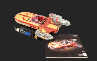 LEGO : LANDSPEEDER X-34
L 49 cm - l 31 cm
with...
