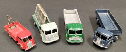 Dinky Toys : 4 camions Ford - Panhard - Simca
sans...