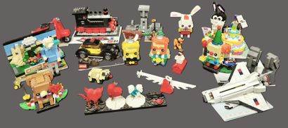 LEGO : PARTIES - VEHICLES - MISCELLANEOUS
-...
