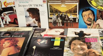 Lot of about 30 LPs from the 80s
including...