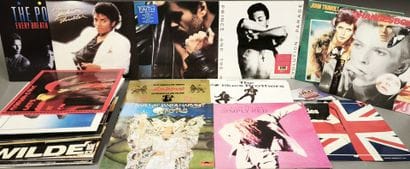 Lot of about 30 LPs from the 80s
including...