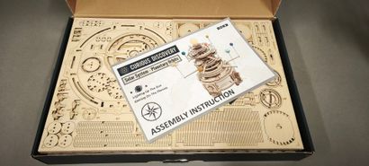 Set of 3 3D models
SOLAR SYSTEM: wooden model...