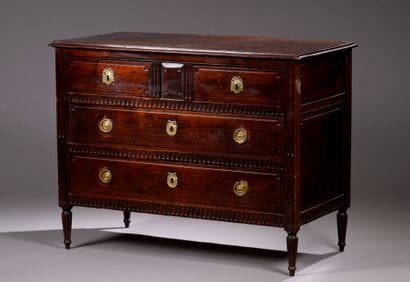 Commode en acajou et placage d'acajou, Bordeaux,...