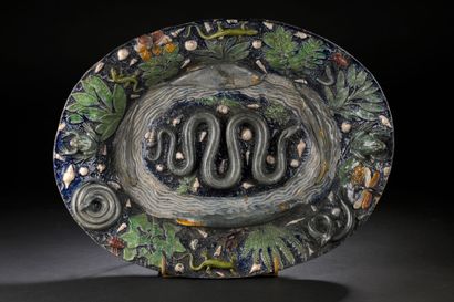 Suite de PALISSY, 1ère moitié du XVIIe siècle
Plat...