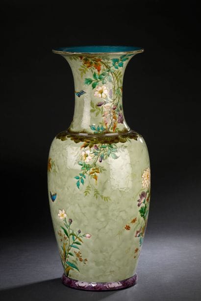 Théodore DECK (1823-1891)
Grand vase en faïence...