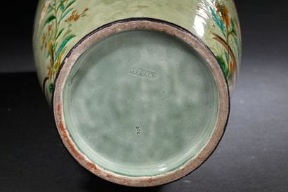 Théodore DECK (1823-1891)
Grand vase en faïence...