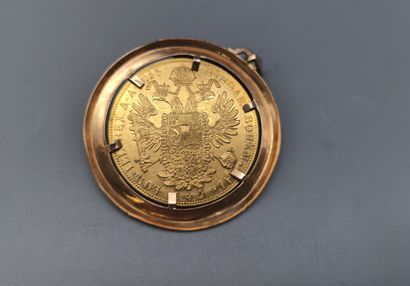 Coin of 4 ducats François Joseph 1er, 1915
Pendant...