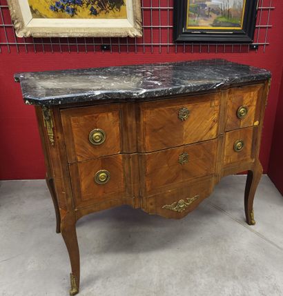 Transitional wood veneer chest of drawers...