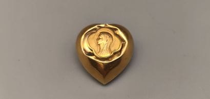 Heart of Savoy in gold (accidents) and medal...