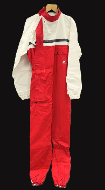 Motorcycle clothing size L :
- Kartsup red...