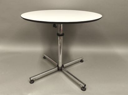 USM HALLER: set of five office tables
Grey...