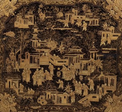 CHINA, 20th century
Black and gold lacquer...