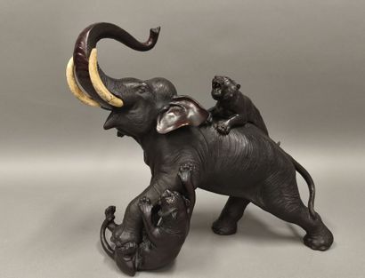 JAPAN, Meiji period (1868-1912) Barking elephant,...