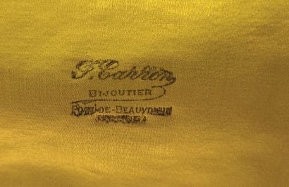 BACCARAT
Metal alcohol service including...