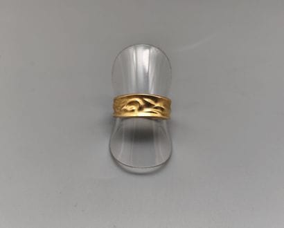 Yellow gold draped ring (eagle)
Gross weight...