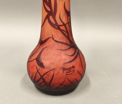 DELATTE, Nancy 
Vase in pâte de verre with...