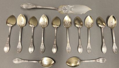 Set of 12 silver and vermeil dessert spoons,...