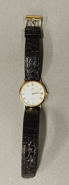 OMEGA 
Men's extra-flat city watch
Black...