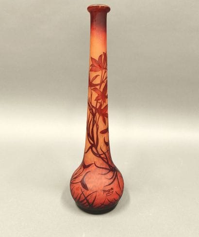 DELATTE, Nancy 
Vase in pâte de verre with...