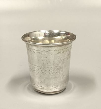 Minerva silver tumbler
MO Claude DOUTRE-ROUSSEL...