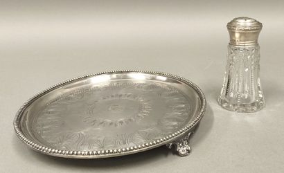 Saupoudroir in cut crystal and silver mount,...