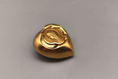 Heart of Savoy in gold (accidents) and medal...