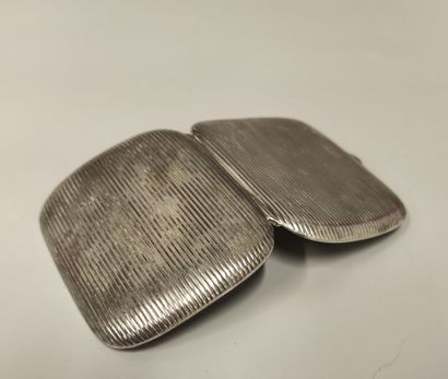 Cigarette case in silver 830 °/°°° with striated...