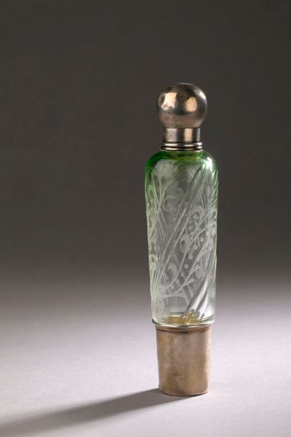 French work - (1900's)
Pocket flask for eau...