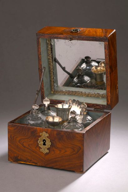 French work - (2nd half of the 18th century)
Nécessaire...