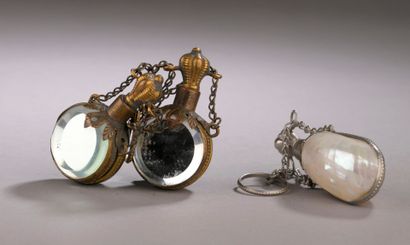 French work - (1900's)
Two flasks in chased...