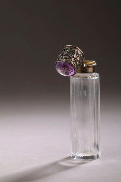 English work - (circa 1920)
Moulded colorless...