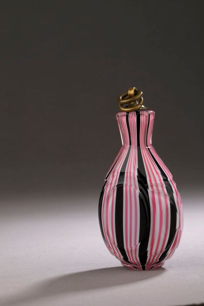 Italian work - (late 19th century - Murano)
Cylindrical...