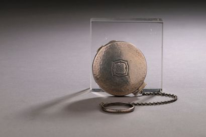 French work - (circa 1900-1910)
Lightly hammered...
