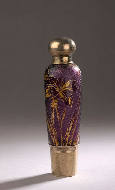 French work - (circa 1900)
Pocket bottle...