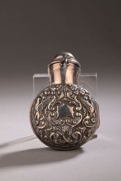 Crown Perfumery - (circa 1890)
Flat, round...