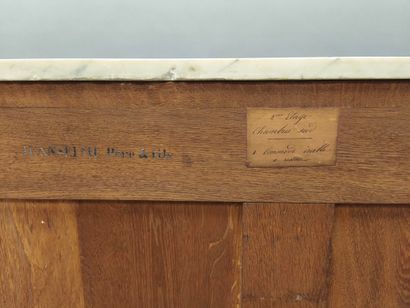 Speckled maple veneer chest of drawers opening...