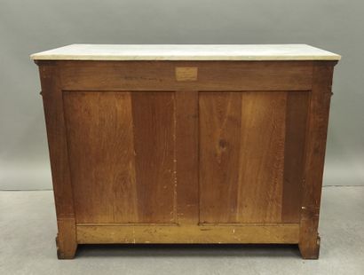 Speckled maple veneer chest of drawers opening...