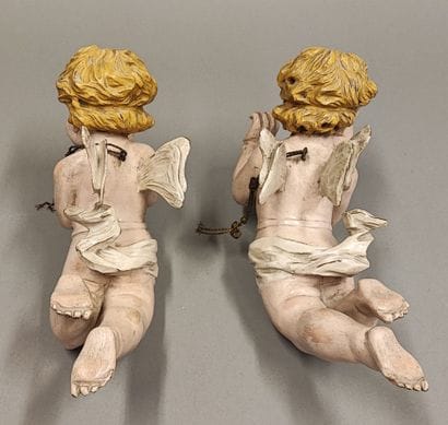 ITALY. Pair of cherubs in carved lacquered...
