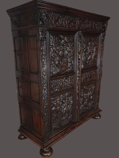 Louis XIII biblical cabinet in natural wood...