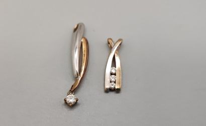 Yellow and white gold (585) two-tone pendant...