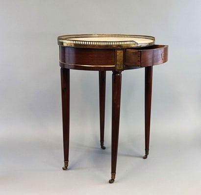 Oval-shaped table bouillotte, marble top,...