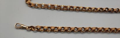 18K (750) rose gold chain with twisted, striated...