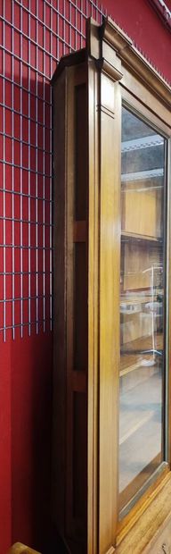 Mahogany veneered two-part bookcase opening...