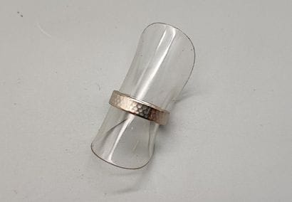 Small ring in white gold (750). Italian hallmark....