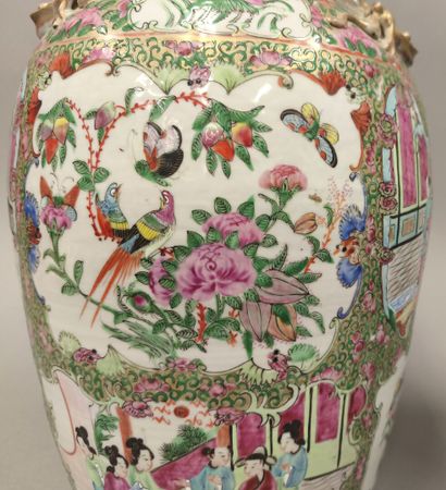 CHINA, Canton. Pair of large vases decorated...