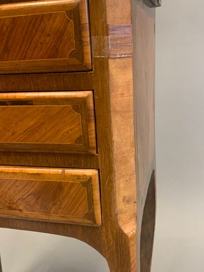 Rosewood veneered chiffonière table opening...