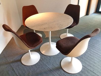 Eero SAARINEN (1910-1961) published by KNOLL....